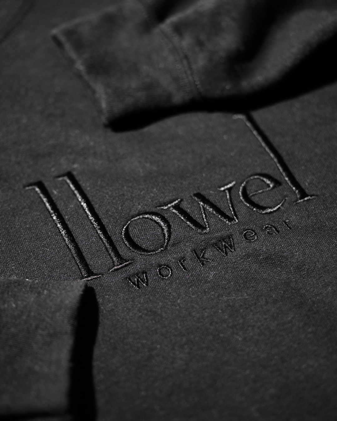 SWEATSHIRT / BLACKOUT